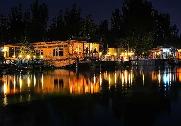Explore Kashmir in 6 Days